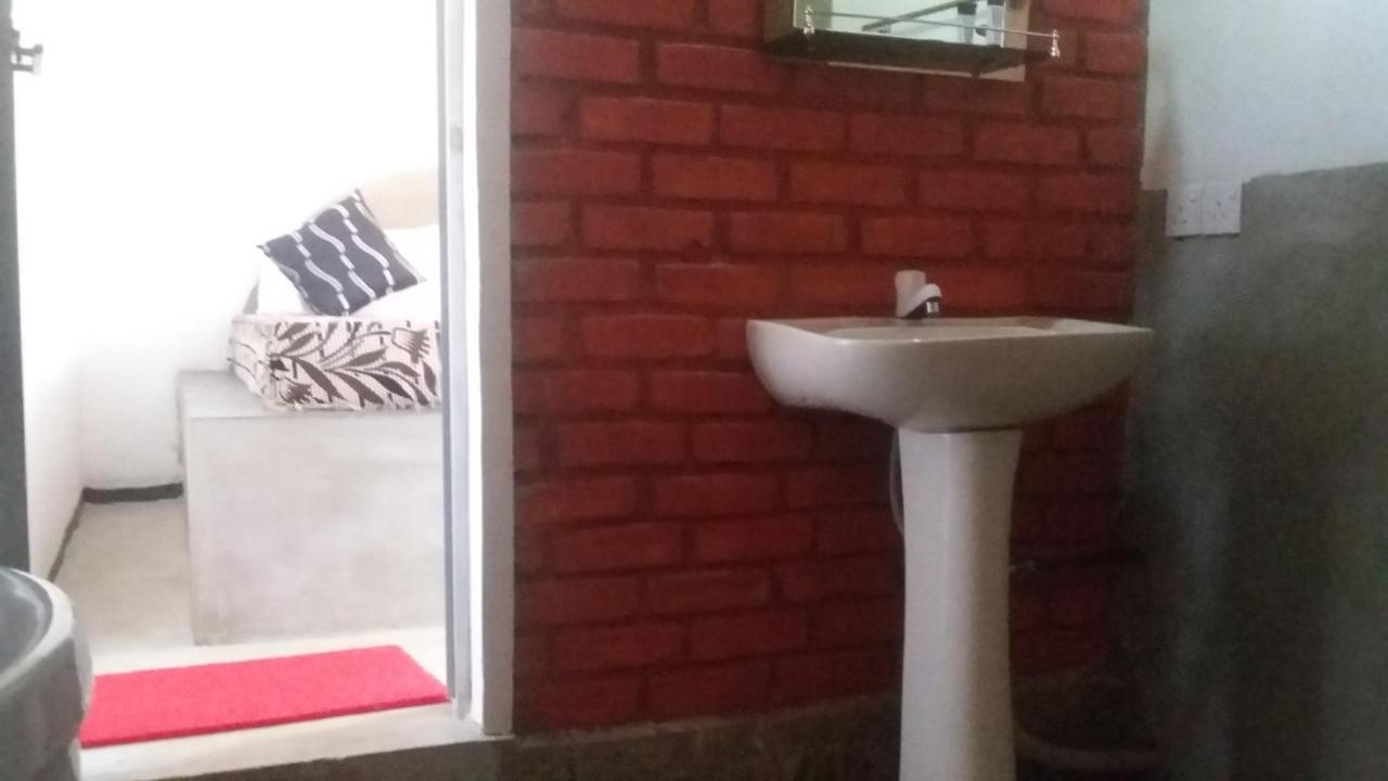 Angry Birds Homestay Habarana Kültér fotó